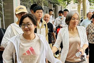 迈克-布朗：基根-穆雷今日会出战 并且不会有出场时间的限制